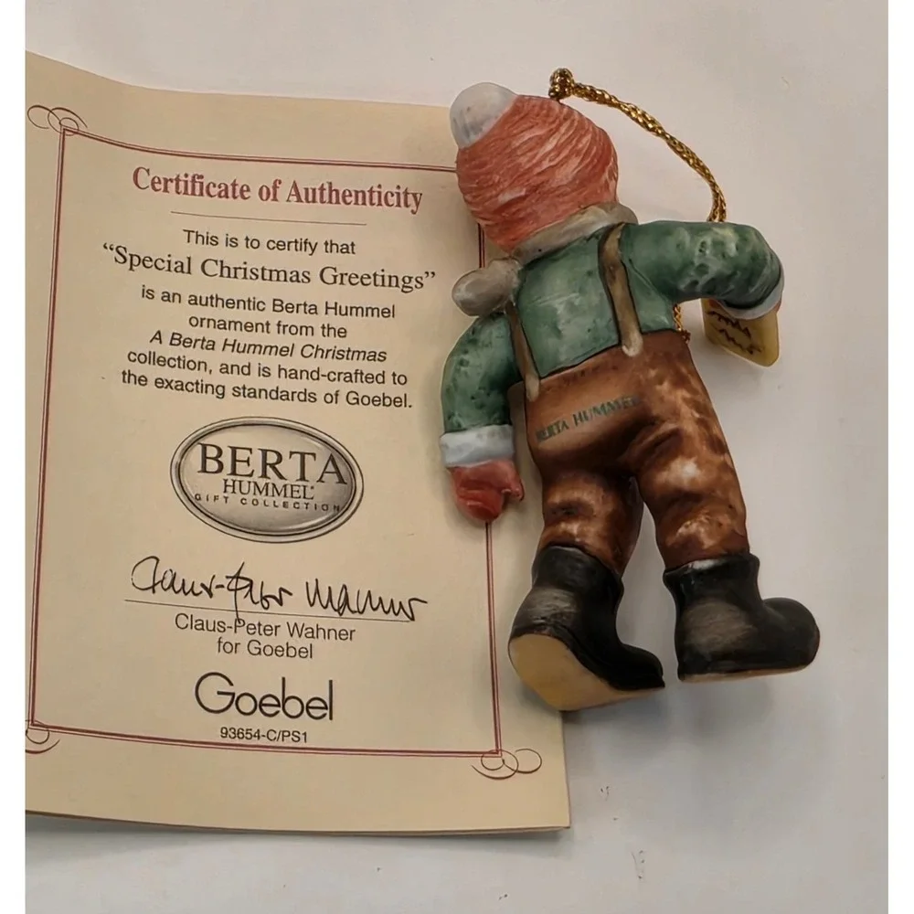 Berta Hummel Special Christmas Greetings Ornament Goebel 2004 COA